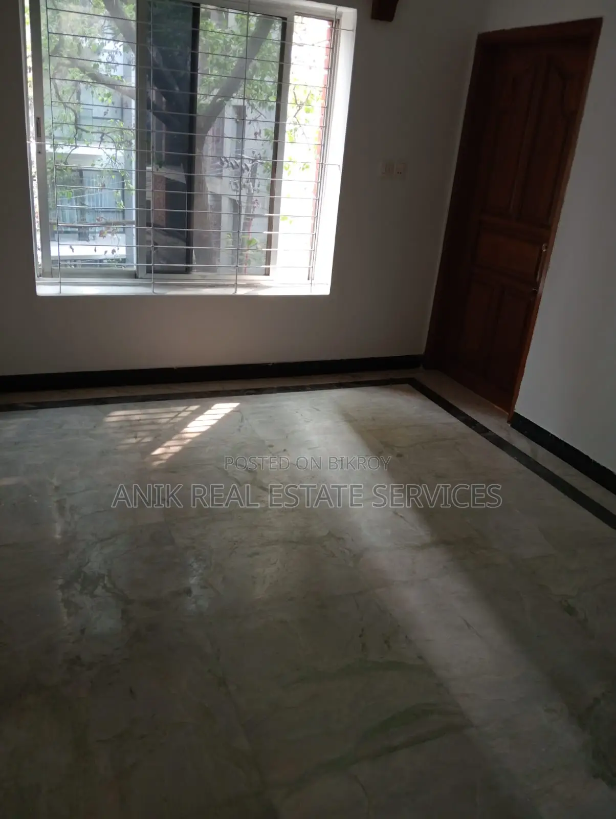 Good Quality 3 Bedroom Un Farnised Flat Rent At Gulshan 2