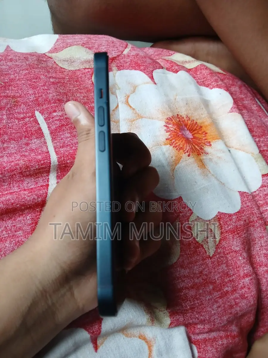 Apple iPhone 14 (Used)