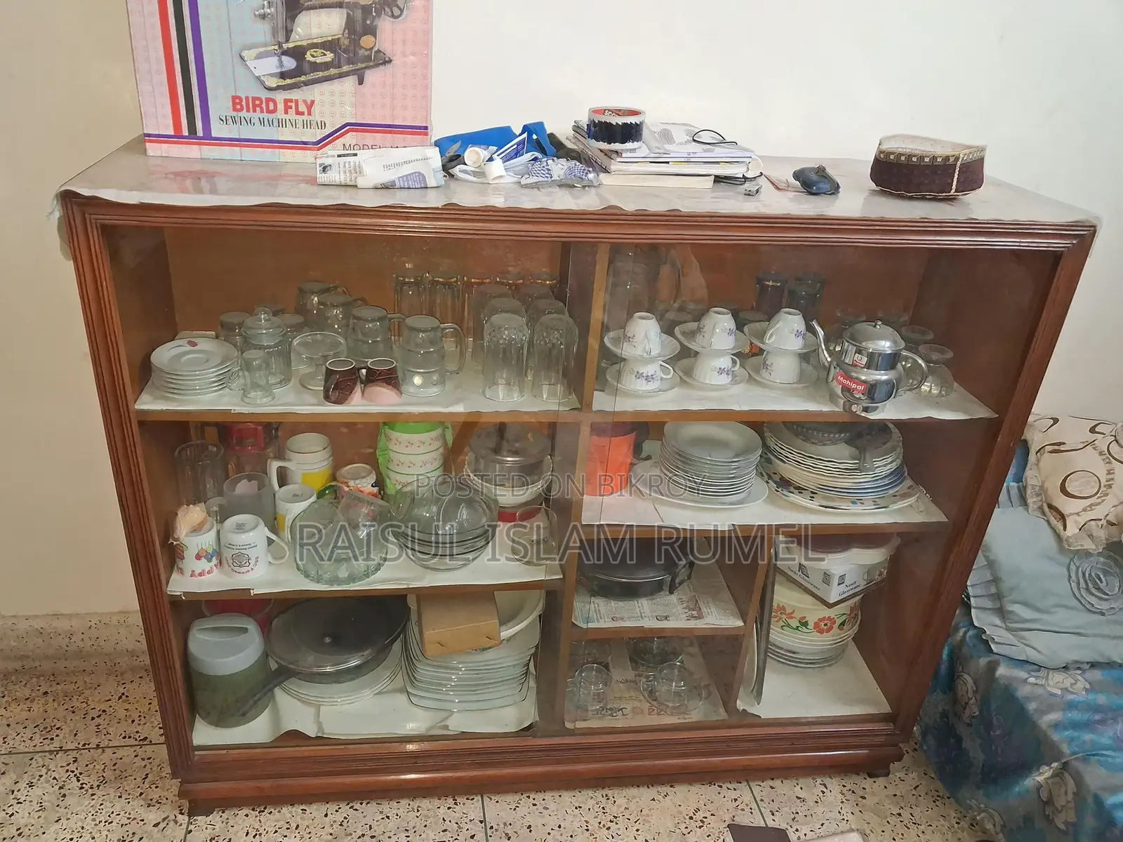 Original Teak Wood Sturdy Showcase (Excellent Condition)