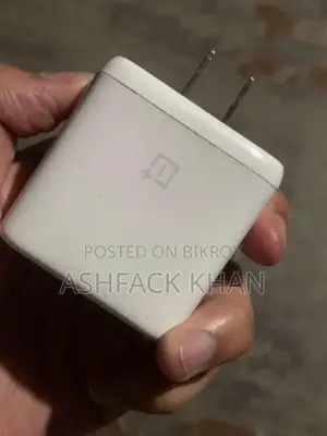 One Plus 9rt Adapter