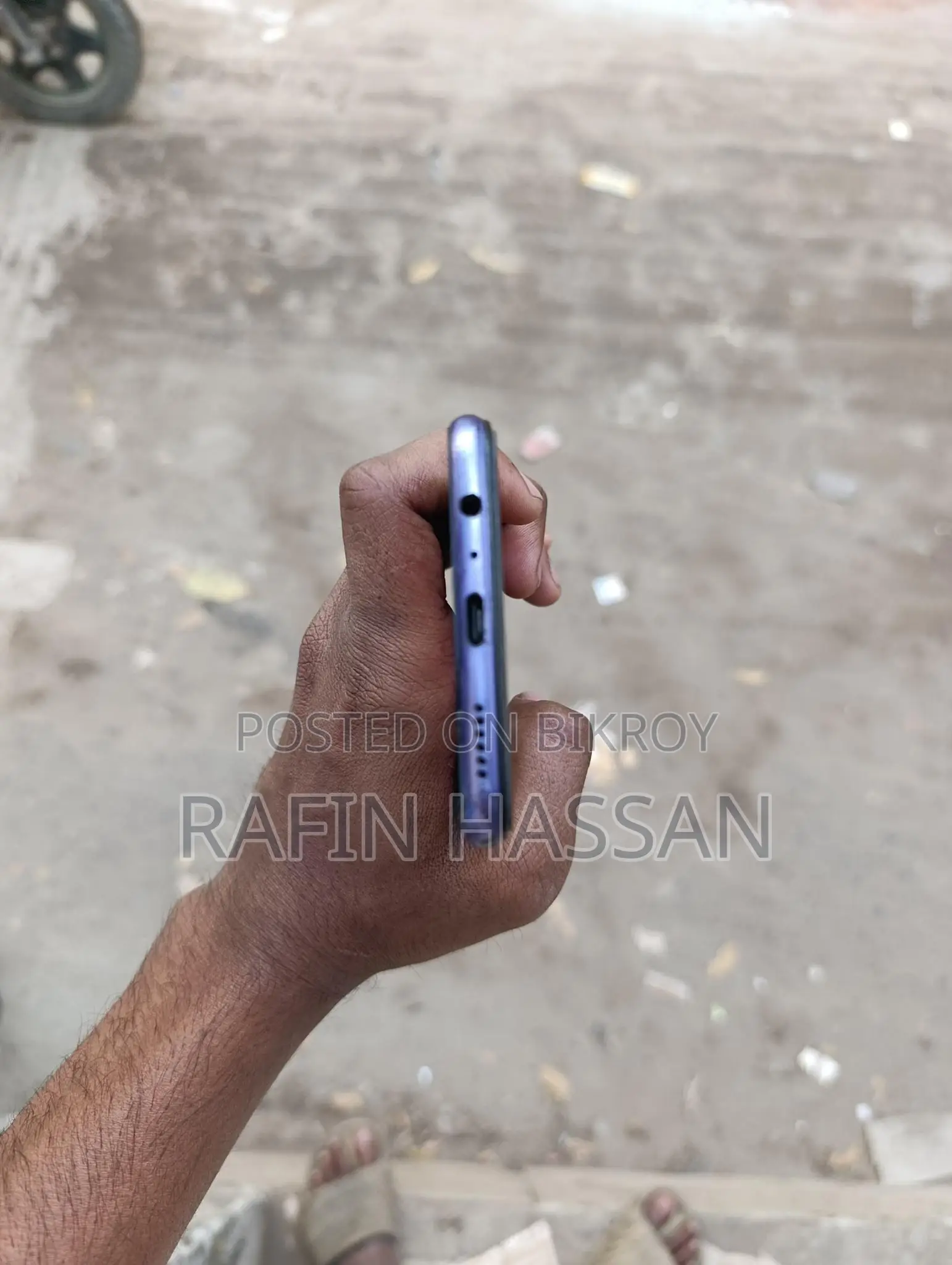 Vivo V20 (Used)