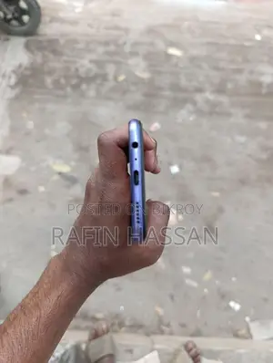 Vivo V20 (Used)