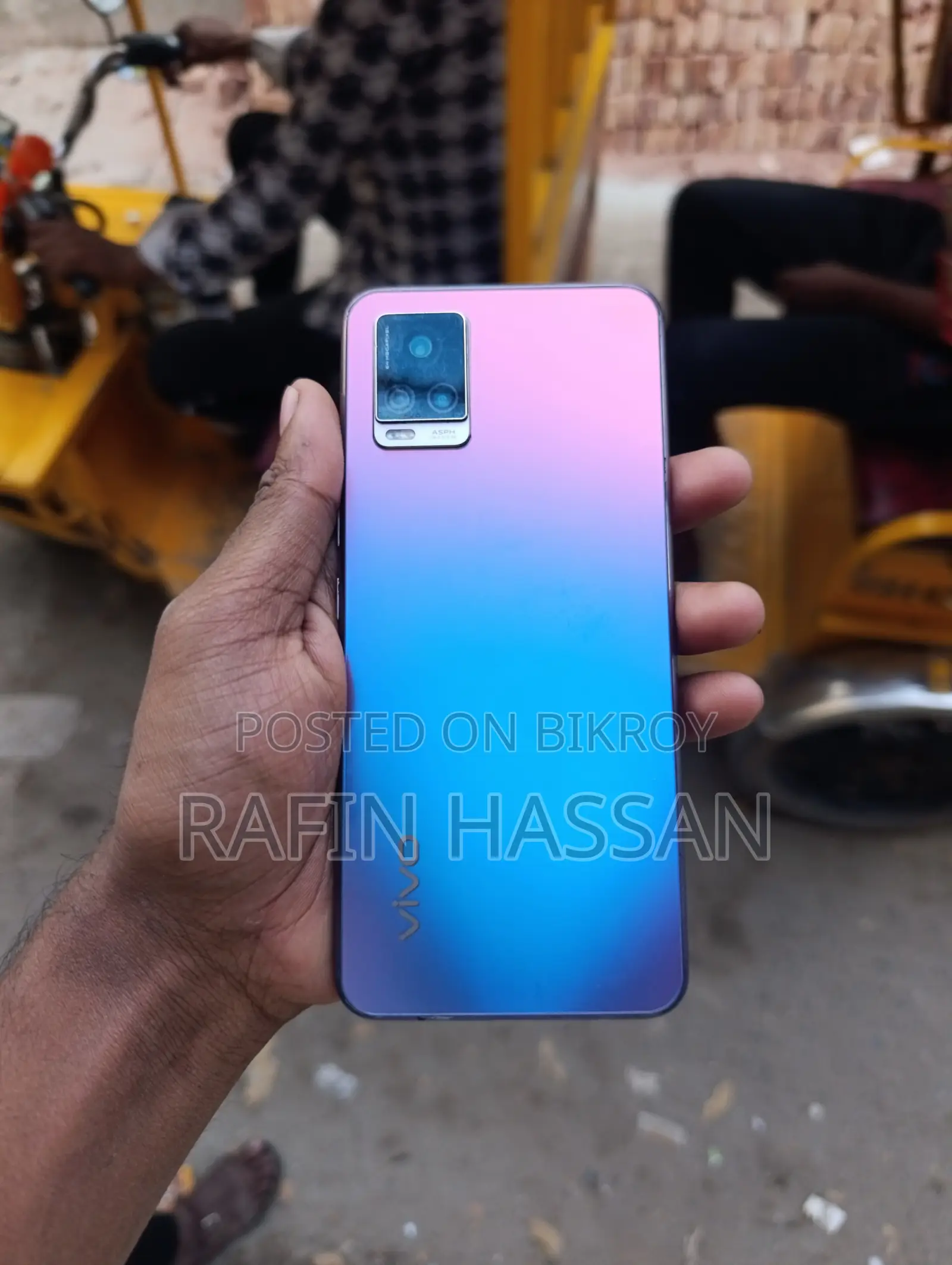 Vivo V20 (Used)