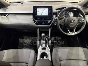 Toyota Corolla Cross Hybrid G Package 2021