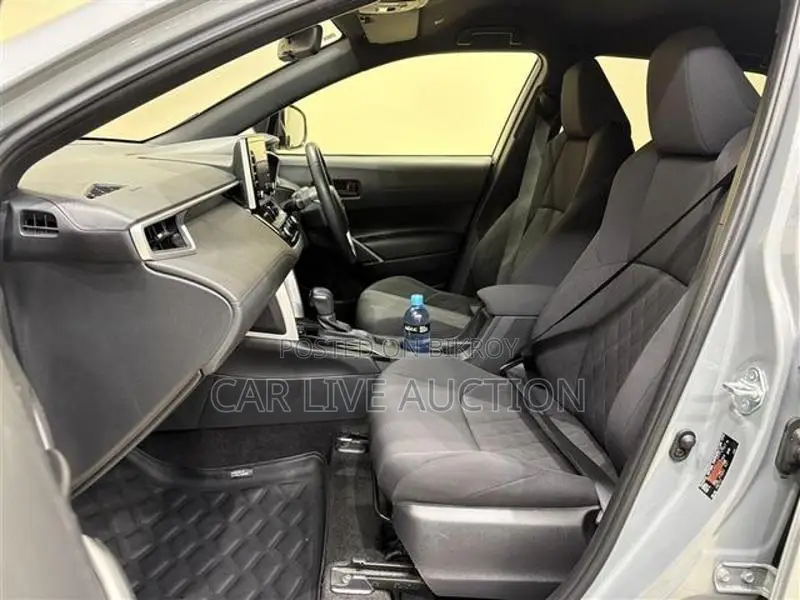 Toyota Corolla Cross Hybrid G Package 2021