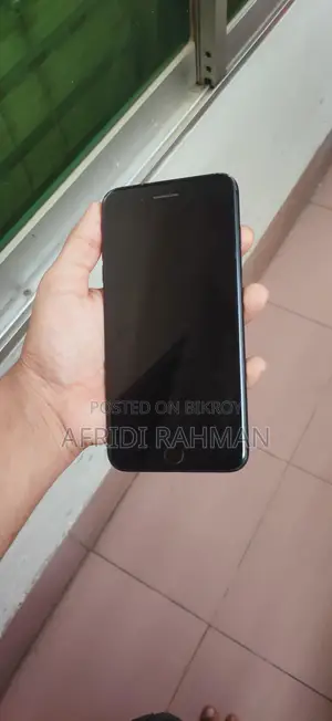 Apple iPhone 7 Plus (Used)