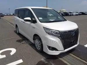 Toyota Esquire GI PREMIUM HYBRID 2020
