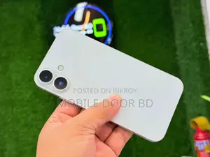 Apple iPhone 11 . (Used)