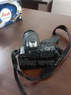 Canon 200D 18-55 STM Lens