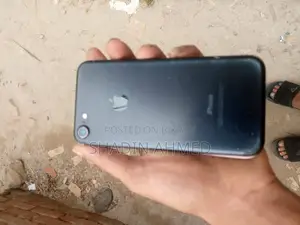 Apple iPhone 7 (Used)