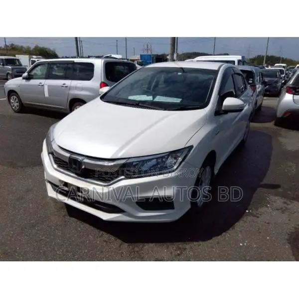 Honda Grace HYBRID PEARL 2020