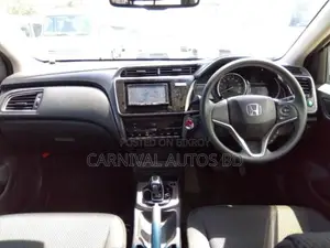 Honda Grace HYBRID PEARL 2020