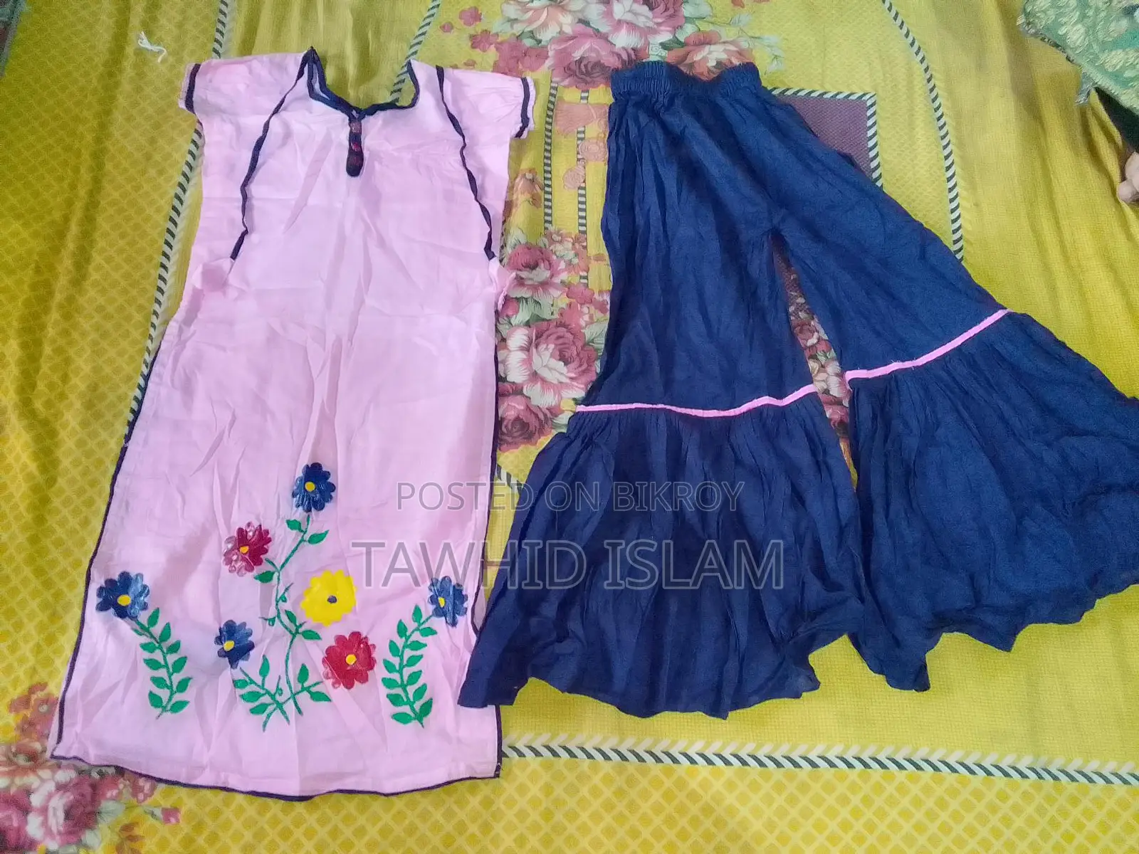 Salwar Kameez for girls. For 5-8 year old kids