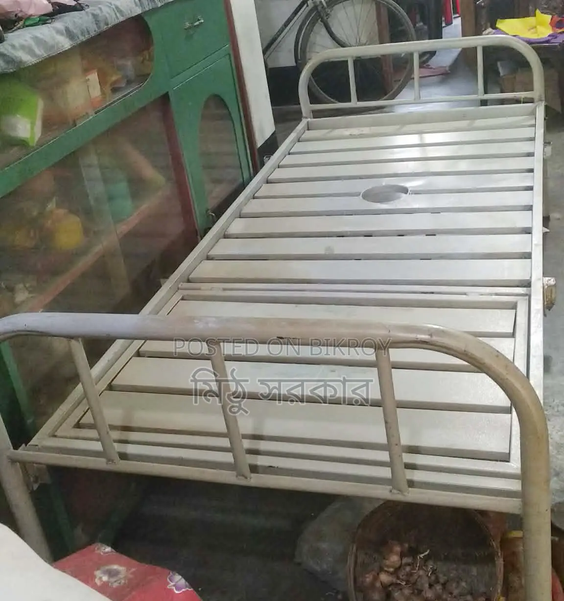 Iron bed for bedridden patients for sale