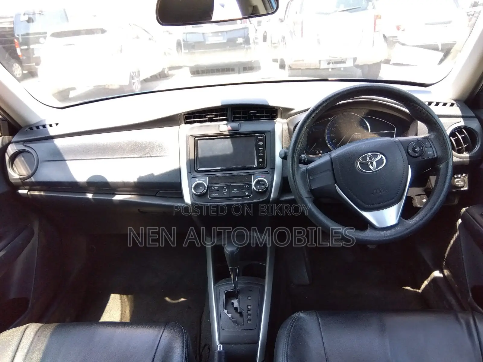Toyota Fielder Ex 2020