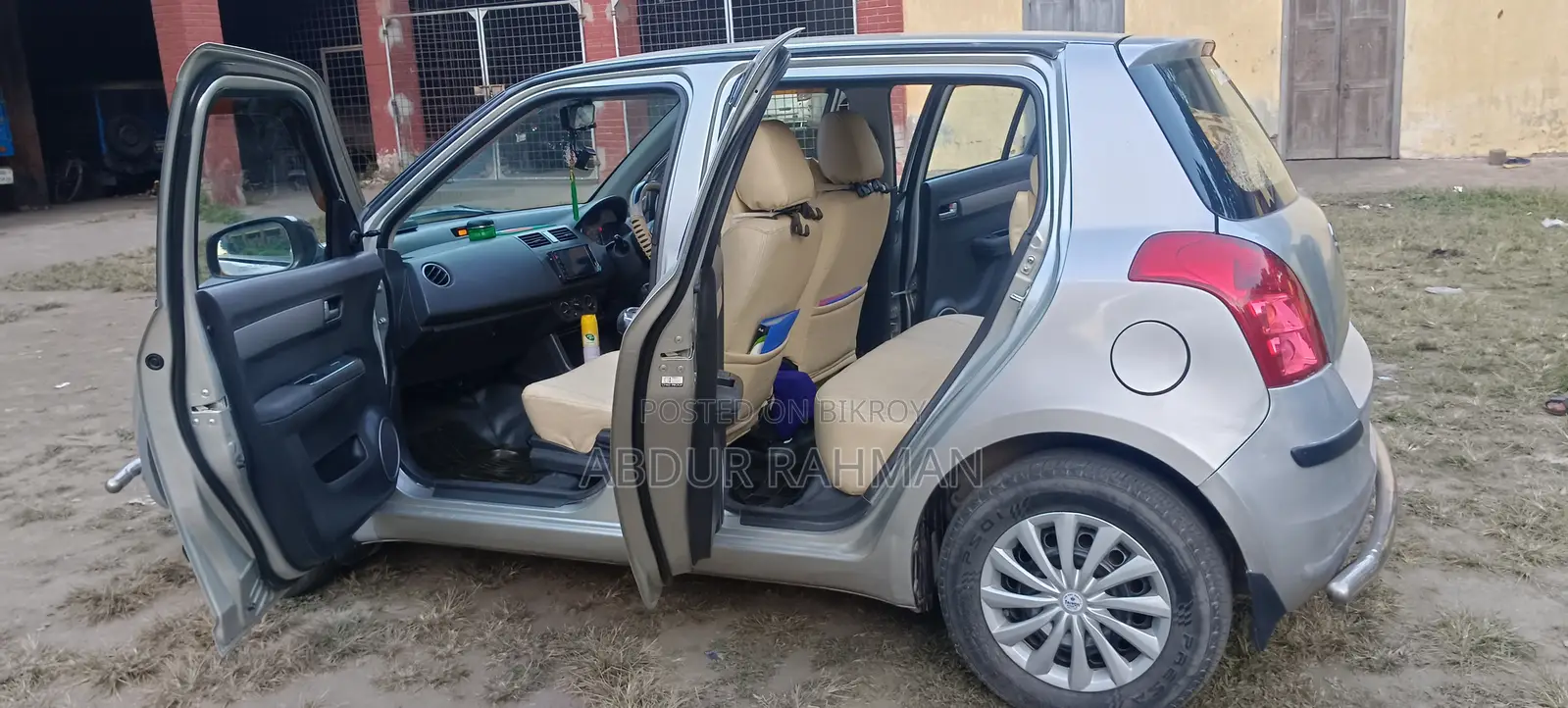 Suzuki Swift 2000