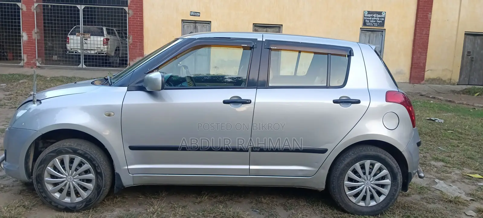 Suzuki Swift 2000