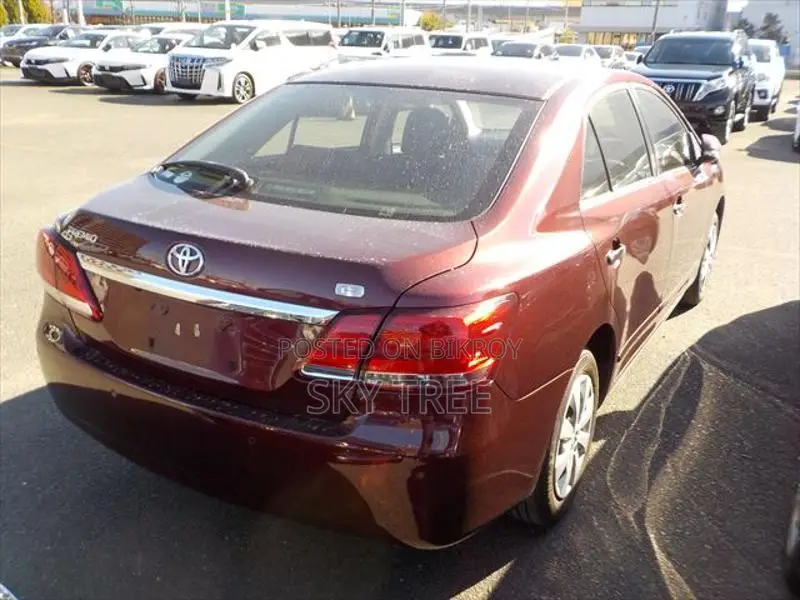 Toyota Premio F-L Package 2020