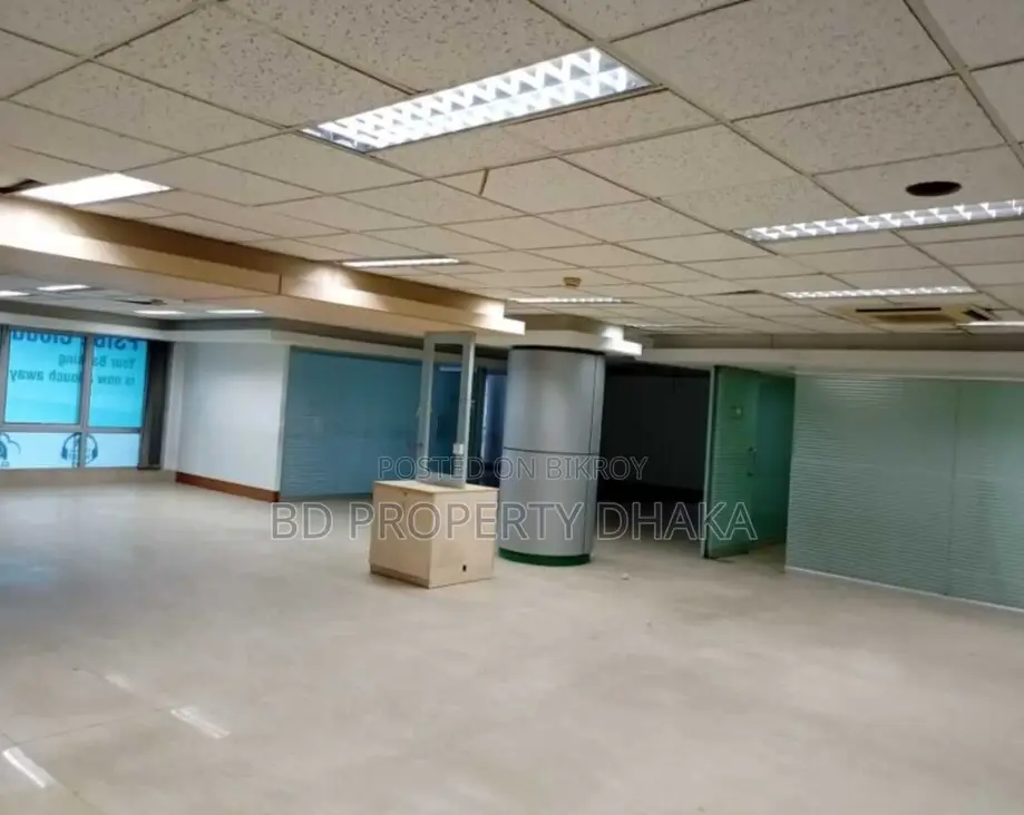 5020 Sqft Nice commercial space rent in Gulshan Avenue