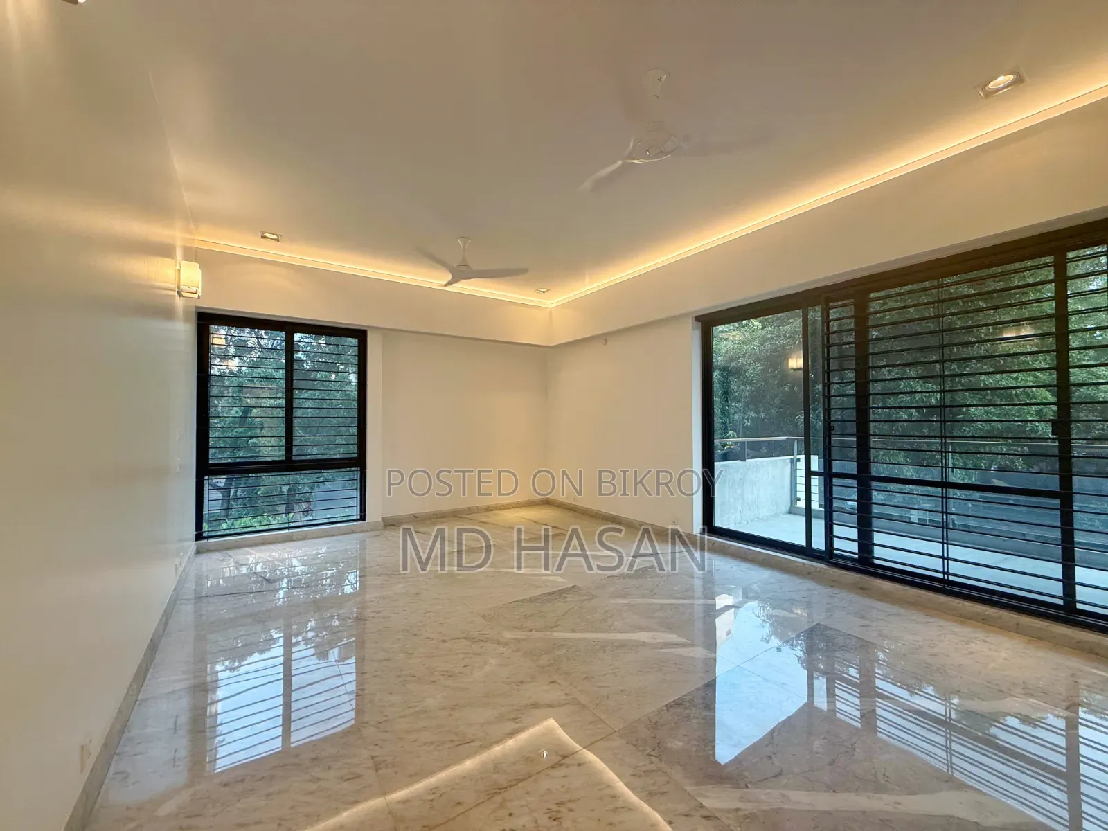 4bdrm Apartment in Semi Furbished Flat for Rent