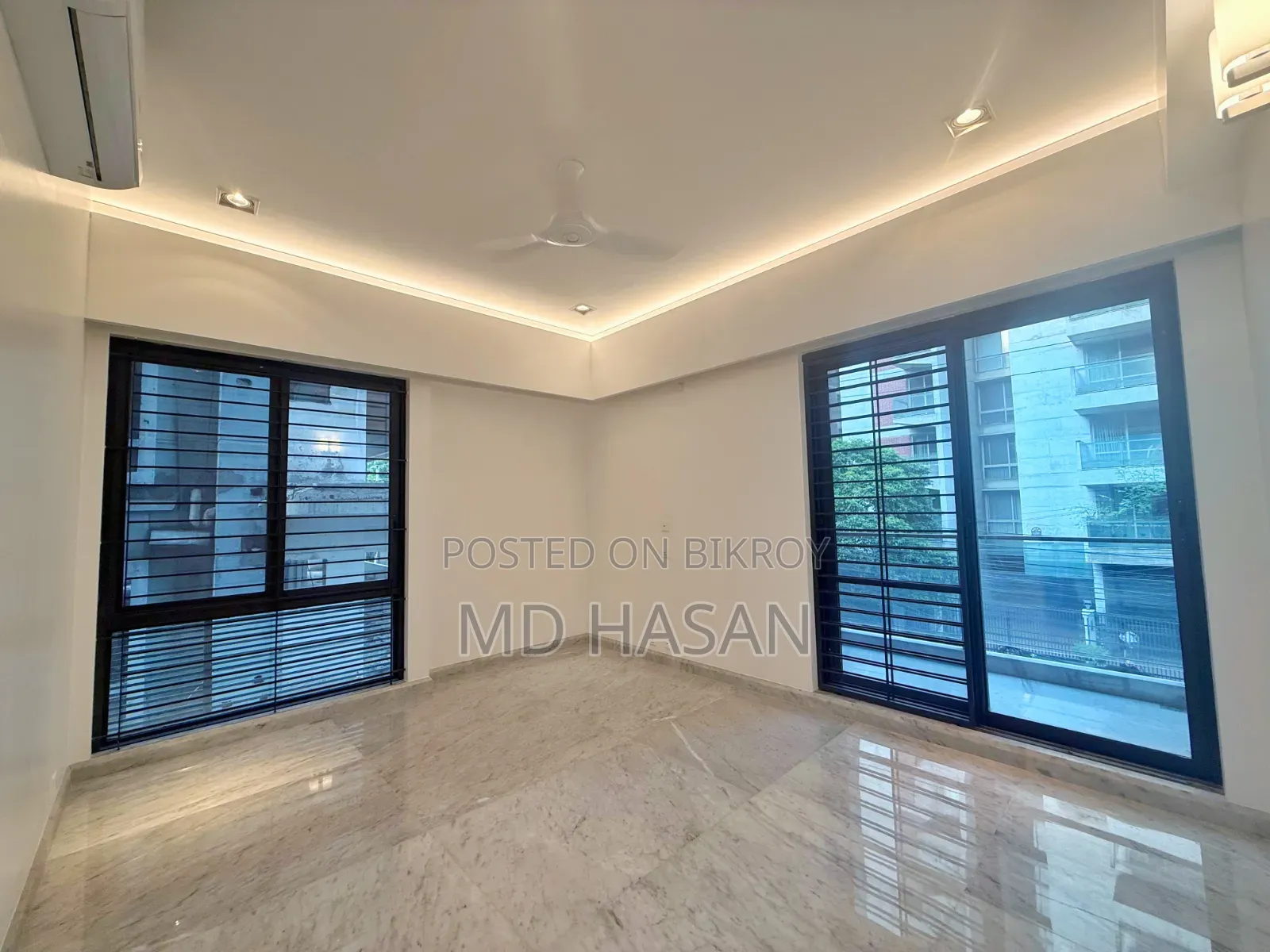 4bdrm Apartment in Semi Furbished Flat for Rent