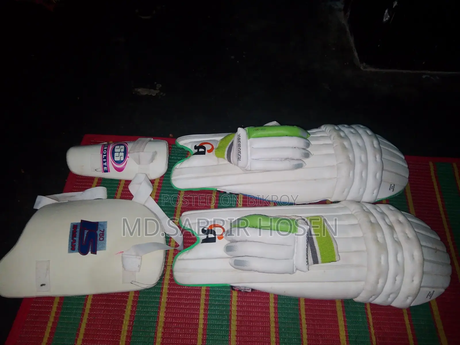 ক্রিকেট সেট, নতুনের মতো কন্ডিশন
