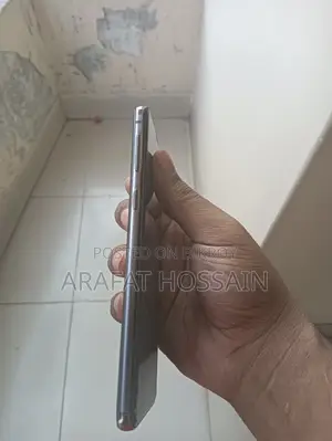 Samsung Galaxy S10 American (Used)
