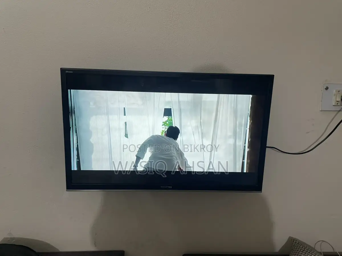 Walton 28” Non-Smart TV