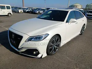 Toyota Crown Hybrid RS Advance 2020