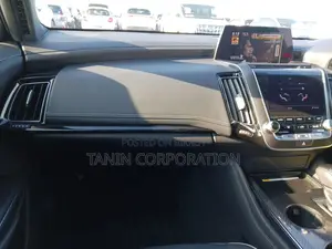 Toyota Crown Hybrid RS Advance 2020