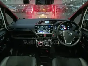 Toyota Esquire HYBRID GI PREMIUM 2021