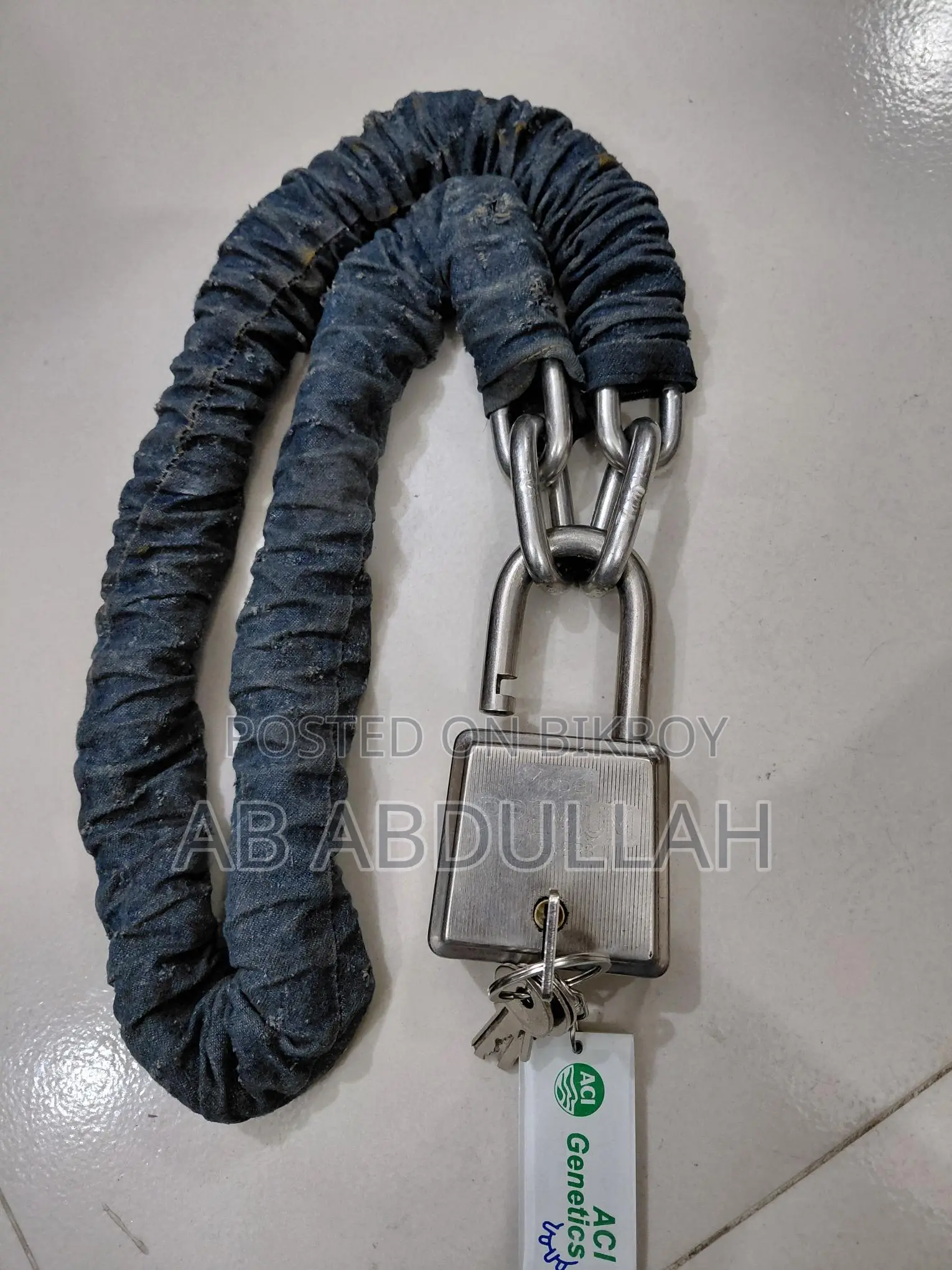 Indian Mobaj Lock and Chain