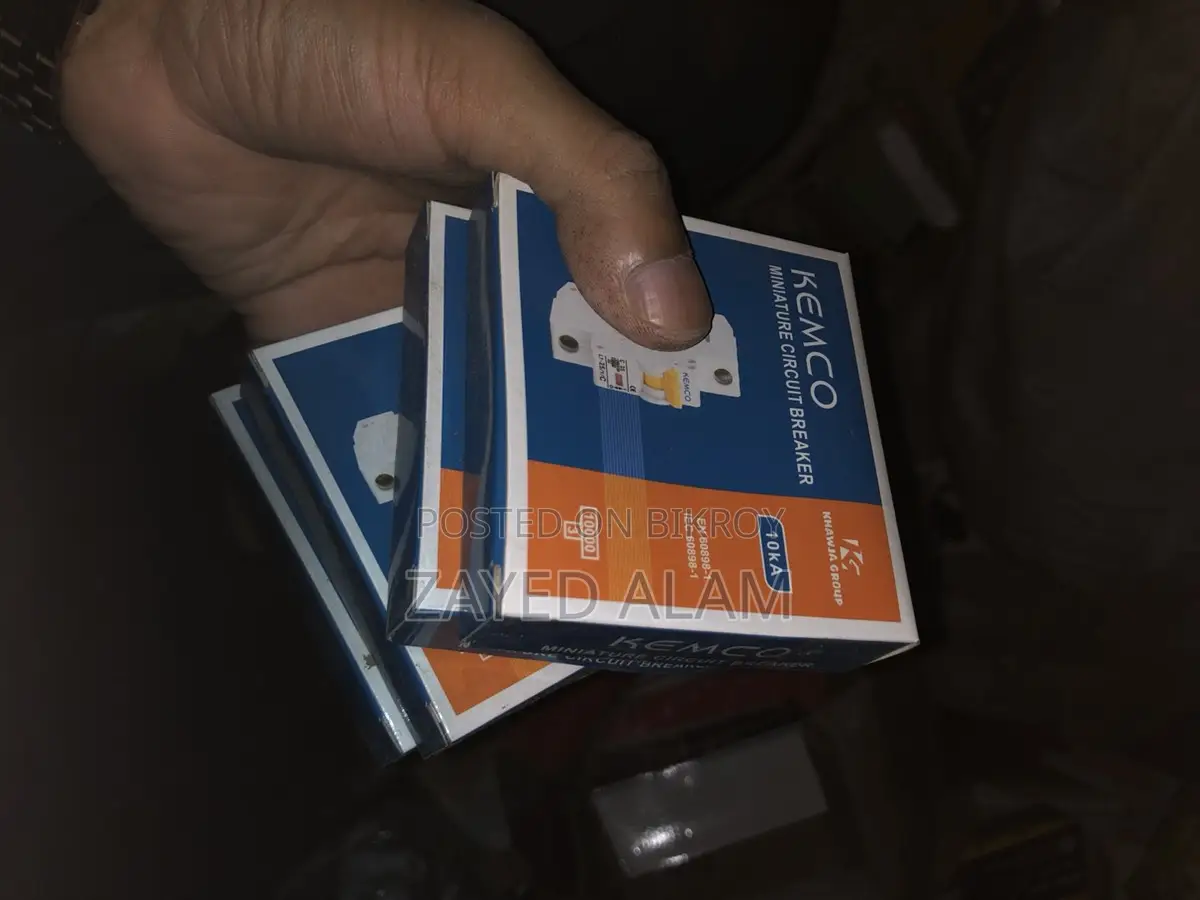সার্কিট ব্রেকার