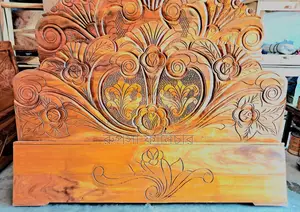 6/7 Feet Sami Box Bed