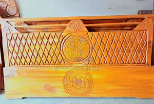 6/7 Feet Sami Box Bed