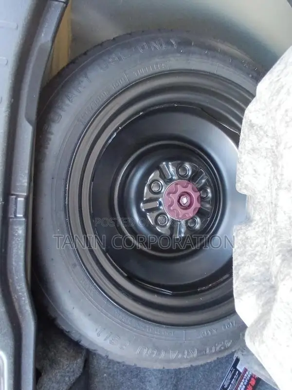 Toyota Noah Non Hybrid Push 4 AP 2021