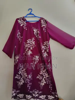 টু পিস বিক্রয়ের জন্য