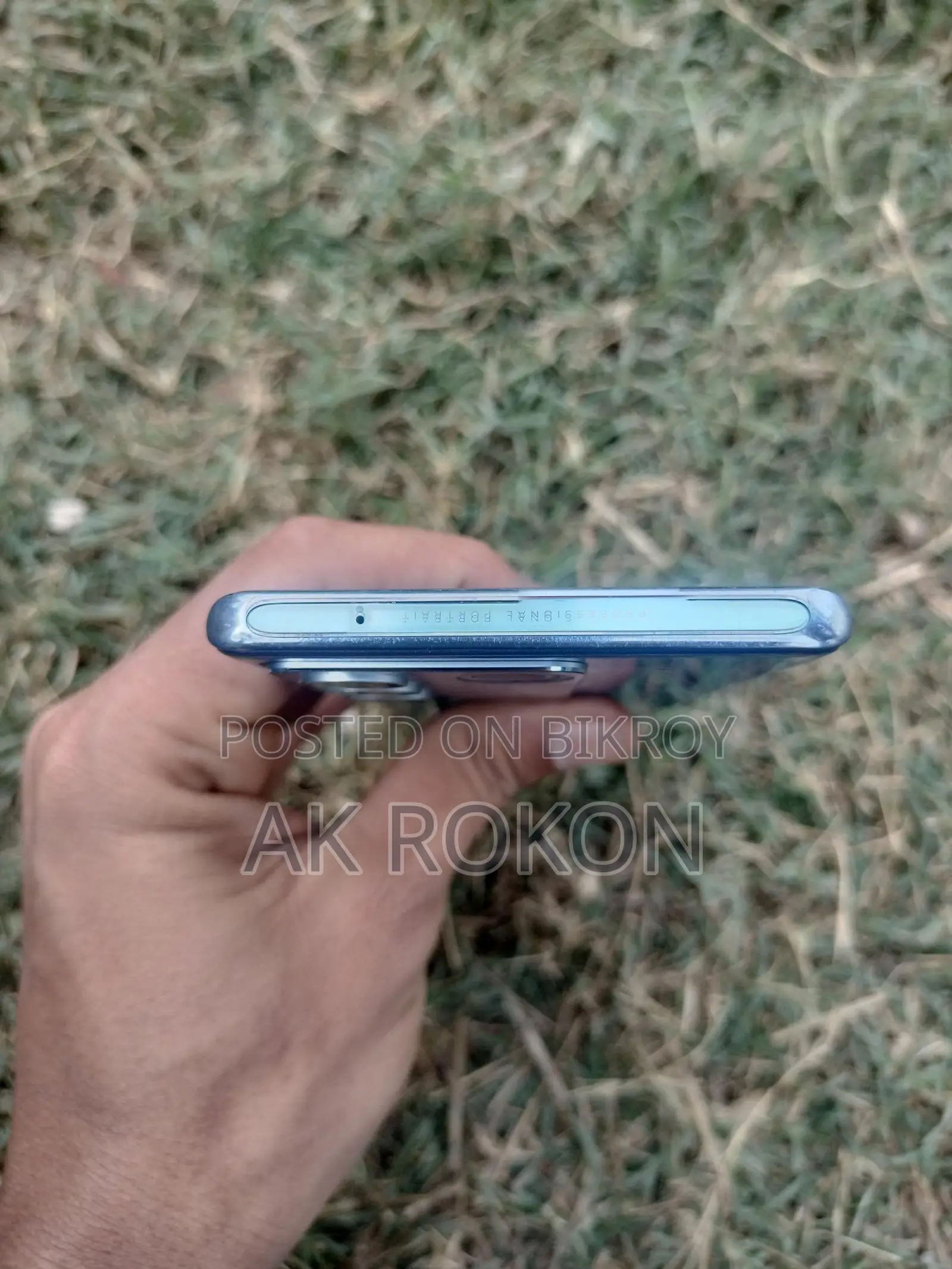 Vivo V27 8/128 5g (Used)