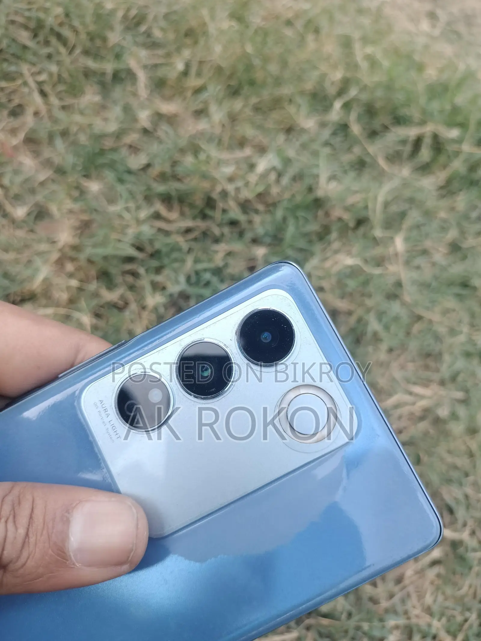 Vivo V27 8/128 5g (Used)