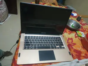 Walton Prelude ল্যাপটপ