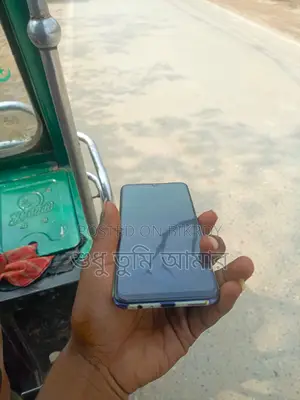 Vivo v20 (Used)
