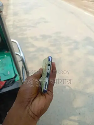 Vivo v20 (Used)