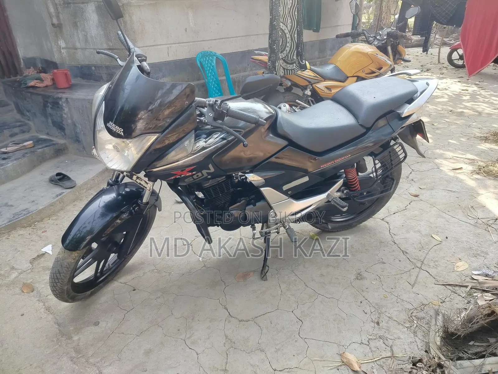 Hero CBZ . 2012