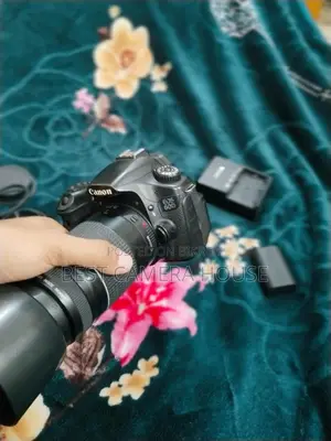 60d+75-300mm zoom lans full fresh conditions