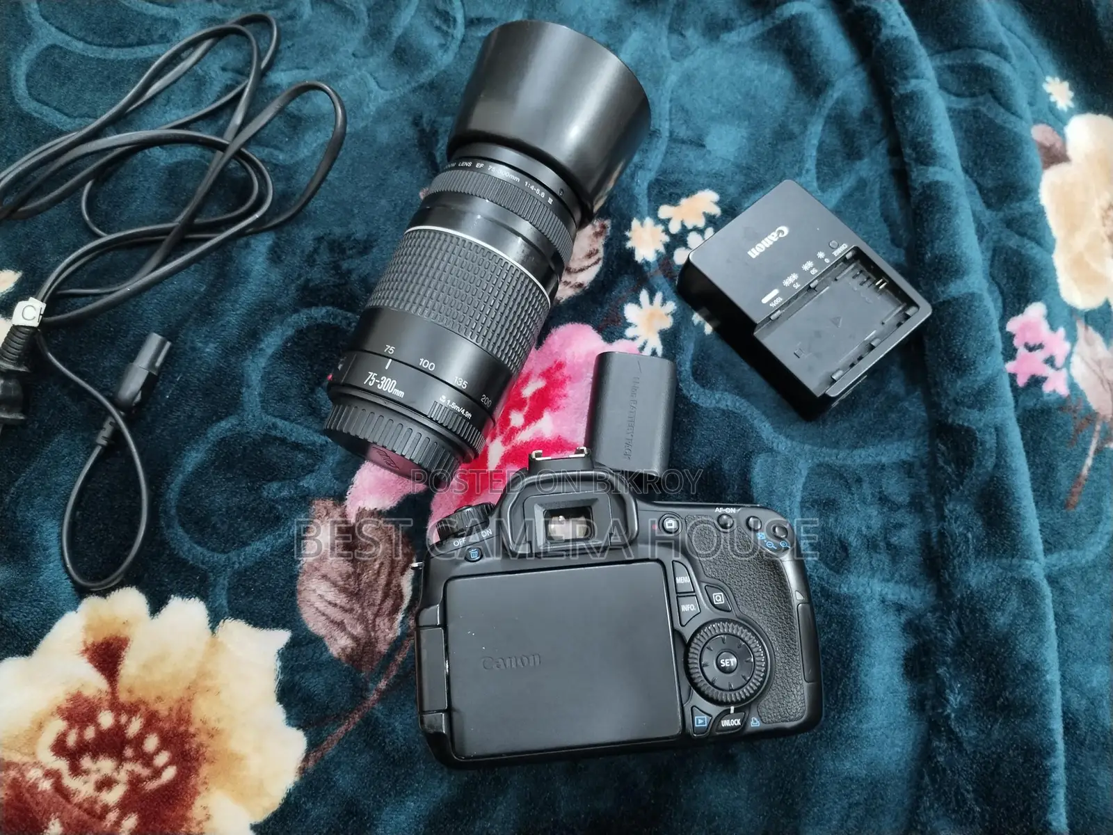 60d+75-300mm zoom lans full fresh conditions