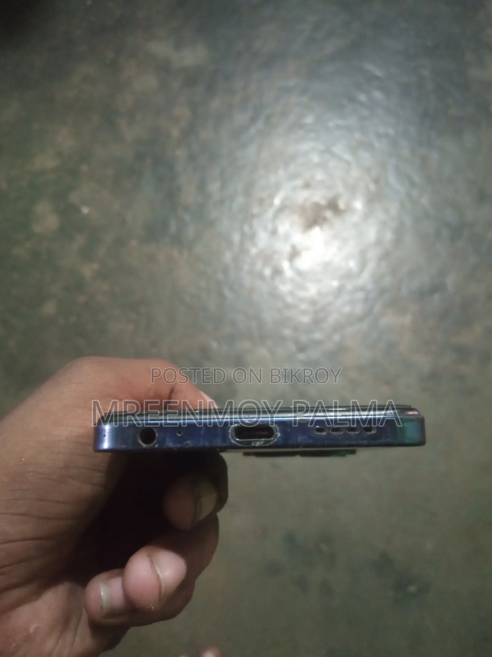 Infinix . (Used)