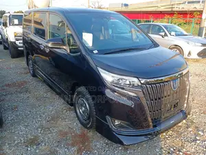 Toyota Esquire Hybrid GI Premium 2020
