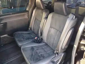 Toyota Esquire Hybrid GI Premium 2020