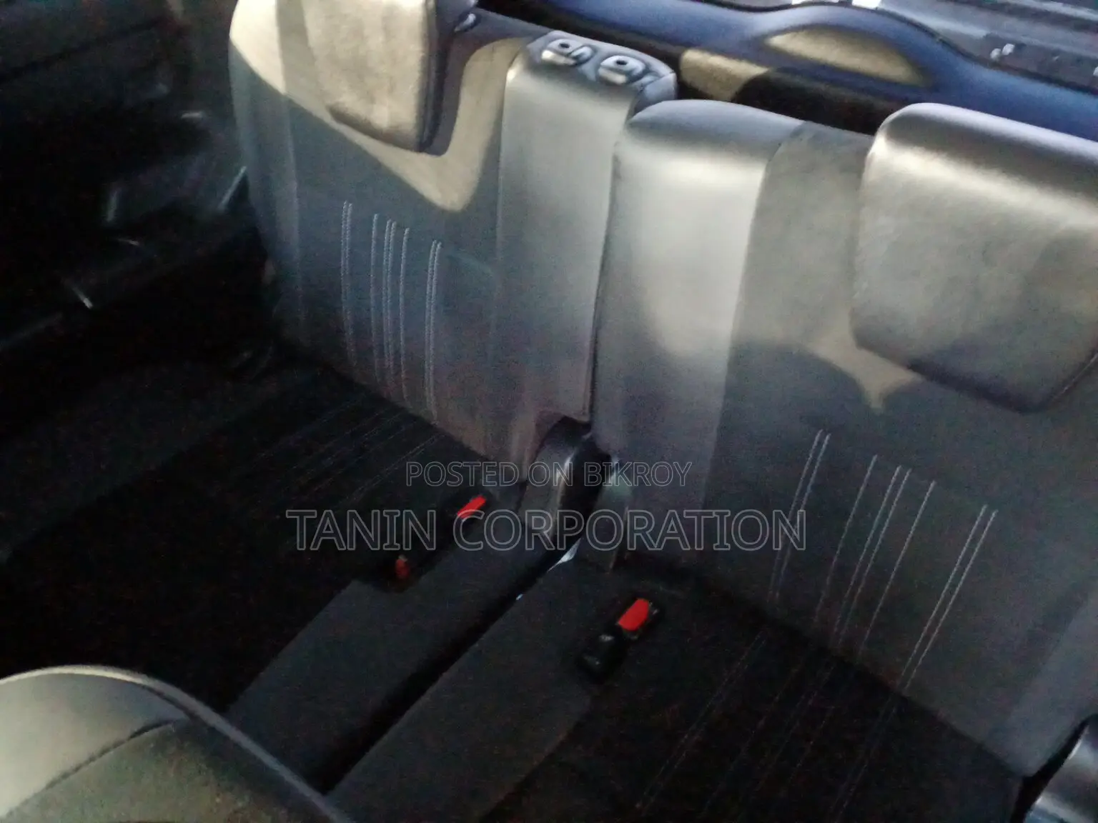 Toyota Esquire Hybrid GI Premium 2020