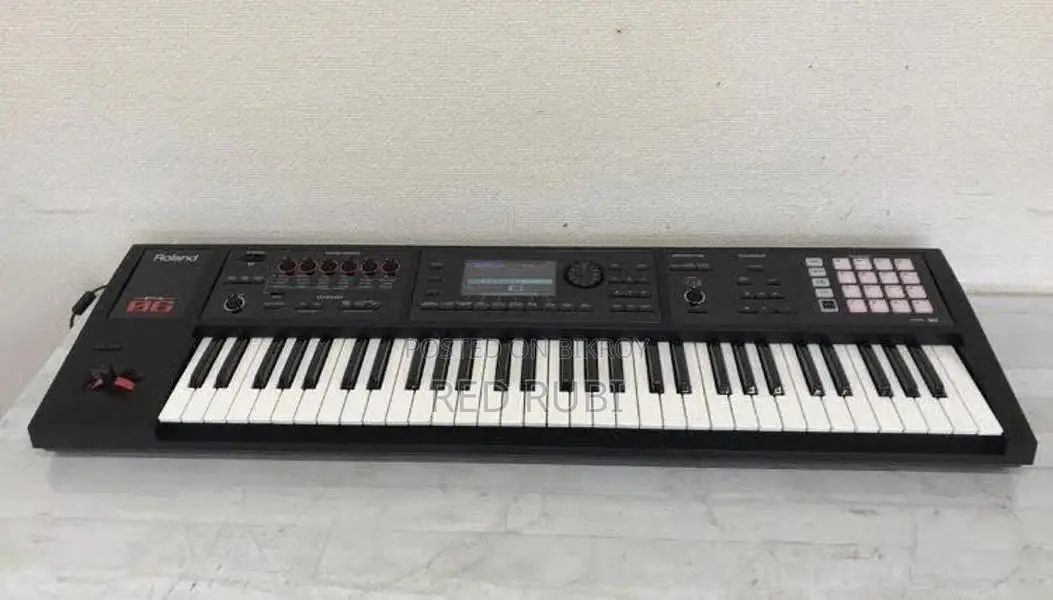 Roland Fa-06 প্রায় নতুন